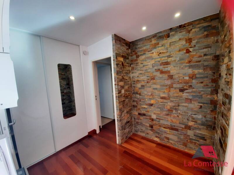 Maison à louer, 64m², MARSEILLE 8E