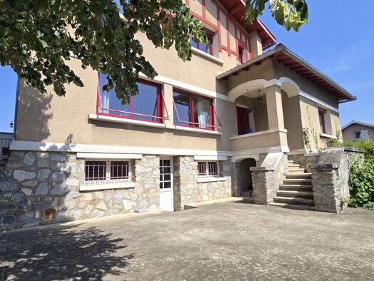 Villa à vendre 395 000 € 10 pièces 6 chambres 250 m² 1 014 m² de terrain Travet - Sercloise Castres 81100