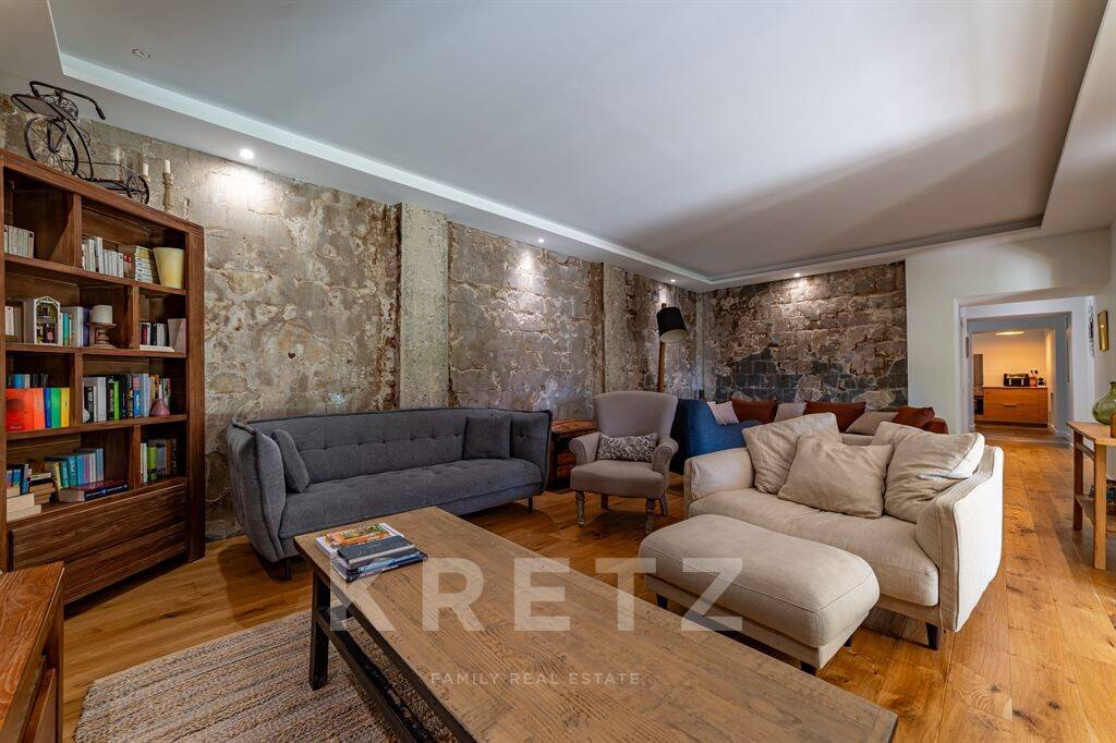 Maison à vendre, 290m², GALLARGUES LE MONTUEUX