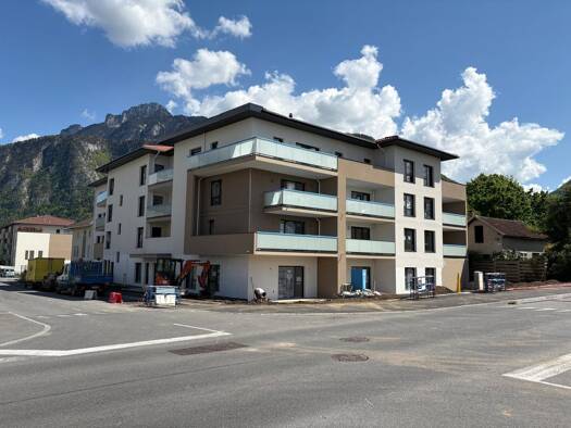 Appartement à vendre 392 000 € 4 pièces 3 chambres 92 m² Étage 1/3 Centre Ouest St Pierre en Faucigny 74800