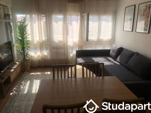 Colocation à louer 550 € 1 pièce 1 chambre 11 m² 4ème étage Le Rouet Marseille 8ème arrondissement 13008