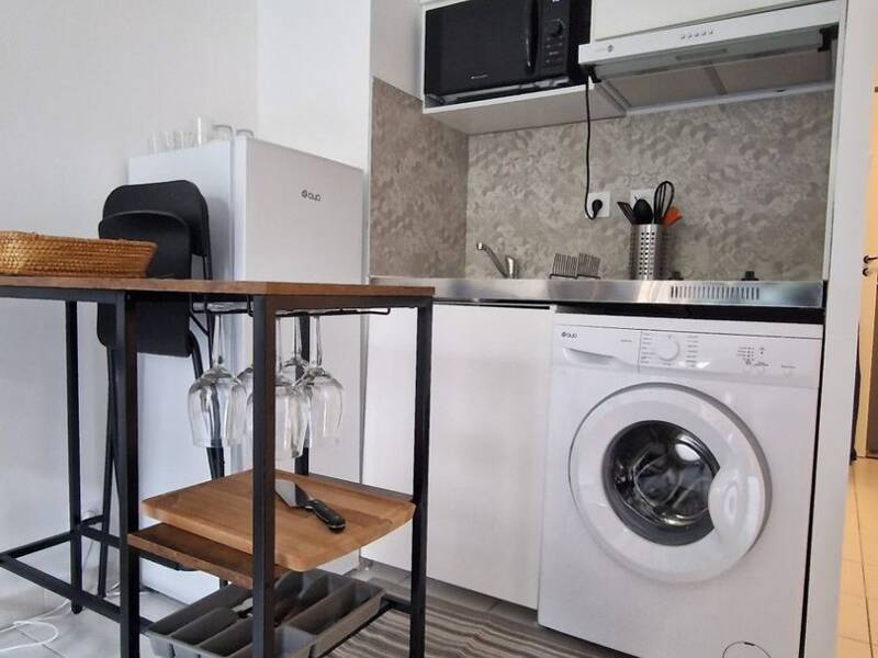 Maison à louer, 19m², MARSEILLE 5E