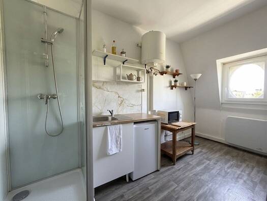 Appartement à vendre 84 000 € 1 pièce 9,9 m² 6ème étage Louis Blanc-Aqueduc Paris 10ème arrondissement 75010