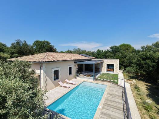 Maison à vendre 899 000 € 7 pièces 4 chambres 170 m² 1 500 m² de terrain Nord Uzès 30700