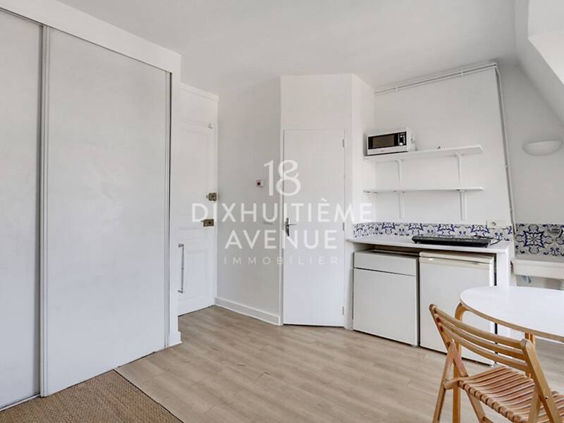 Maison à louer, 16m², PARIS 18E