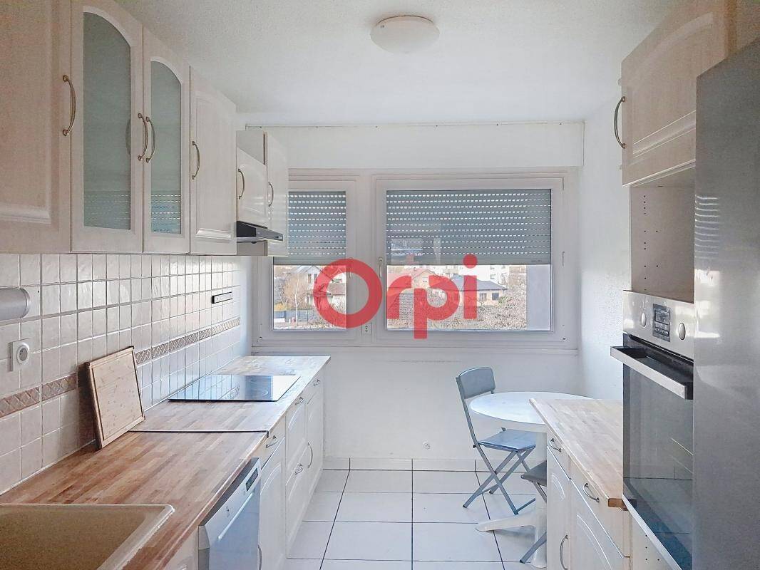 Maison à louer, 76m², SAINT JULIEN EN GENEVOIS