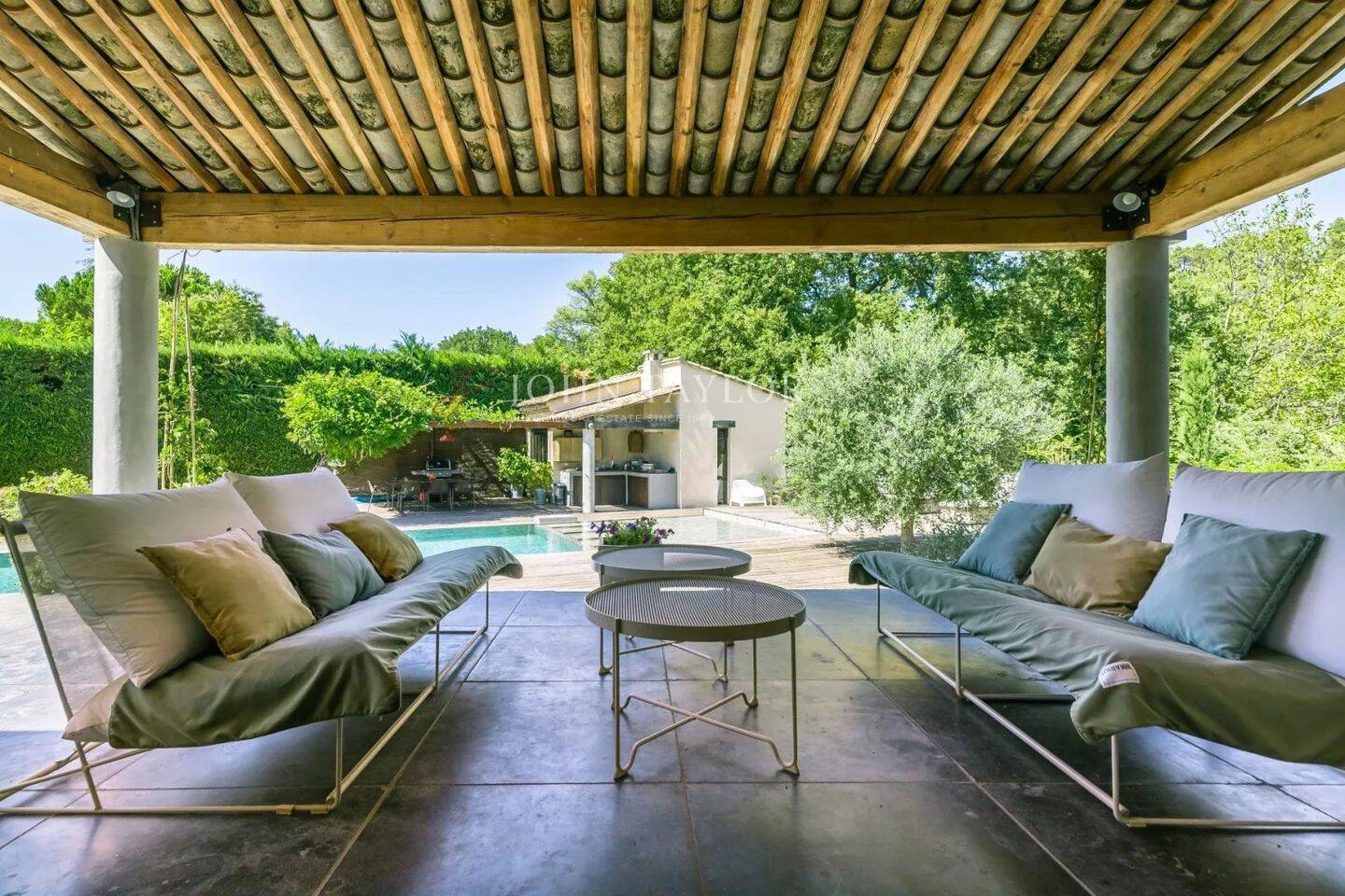 Maison à vendre, 250m², MENERBES