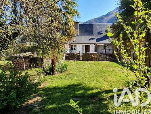 Maison à vendre 260 000 € 7 pièces 3 chambres 144 m² 951 m² de terrain Argelès-Gazost 65400