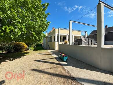 Maison à vendre 210 000 € 3 pièces 2 chambres 132,9 m² 3 276 m² de terrain Fontguenand 36600