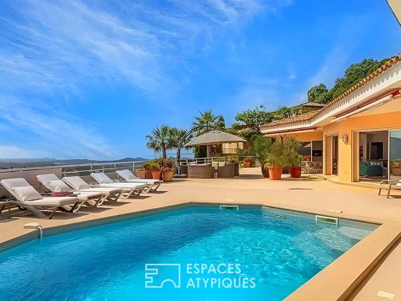 Maison à vendre, 320m², LA LONDE LES MAURES