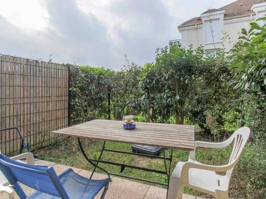 Appartement à vendre 209 000 € 3 pièces 2 chambres 58 m² RDC/2 Trait Union Aubergenville 78410