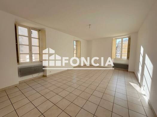 Duplex à louer 455 € 4 pièces 2 chambres 80 m² RDC Centre Ville Carpentras 84200