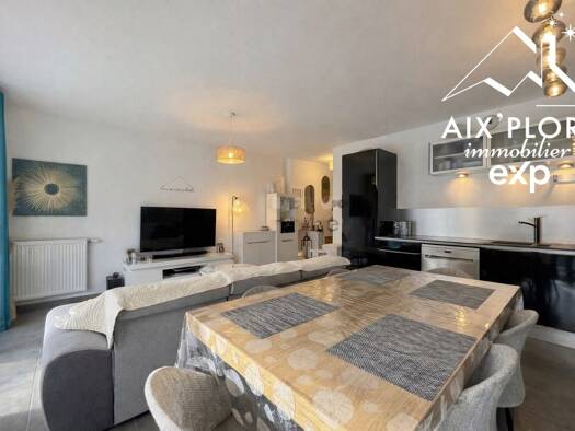 Appartement à vendre 237 000 € 3 pièces 2 chambres 64,72 m² Étage 1/5 Nord Cognin 73160