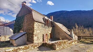 Maison à vendre 99 000 € 3 pièces 2 chambres 70 m² 100 m² de terrain Cierp-Gaud 31440