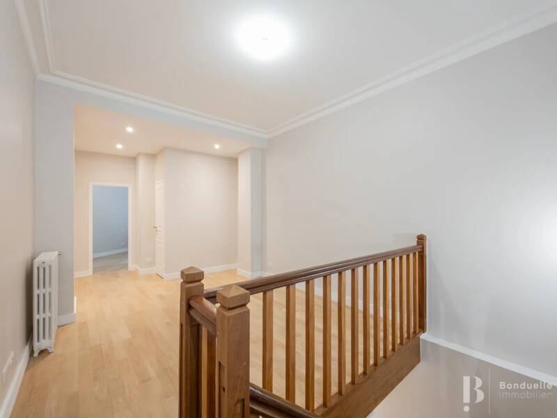 Maison à louer, 51m², PARIS 18E