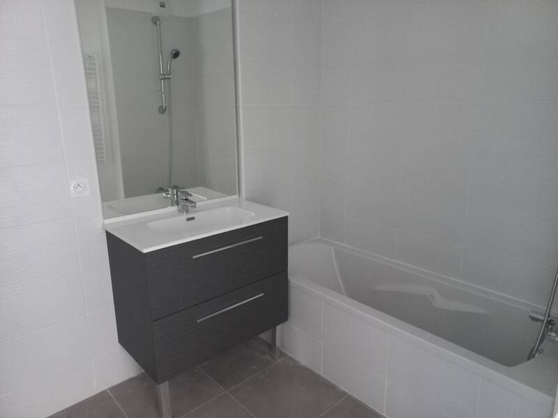 Maison à louer, 62m², MOUGINS