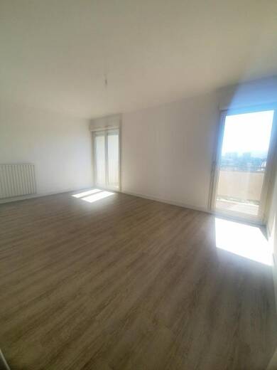 Appartement à vendre 145 600 € 3 pièces 2 chambres 61 m² 10ème étage Saint Loup Marseille 10ème 13010