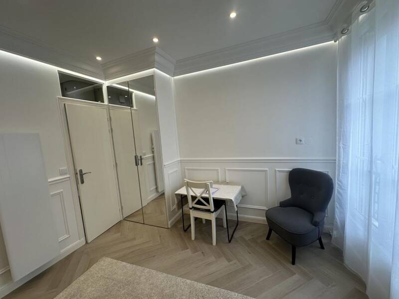 Maison à louer, 16m², PARIS 14E