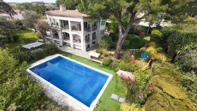 Villa à vendre 990 000 € 8 pièces 6 chambres 201 m² 2 049 m² de terrain Vallée Verte-Issarts-Vignasses Biot 06410