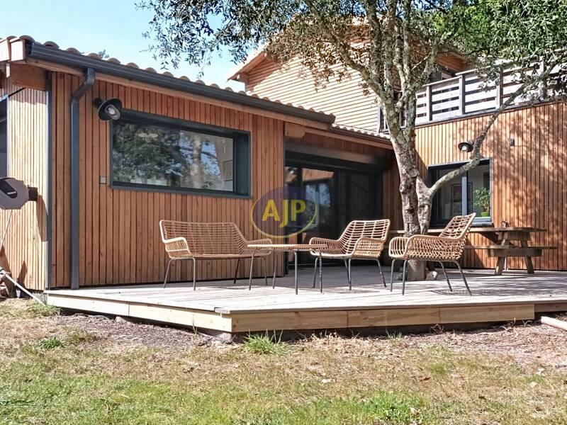 Maison à vendre, 111m², SOULAC SUR MER