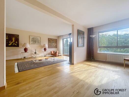 Appartement à vendre 324 000 € 4 pièces 3 chambres 115 m² Étage 5/6 Lille 59800