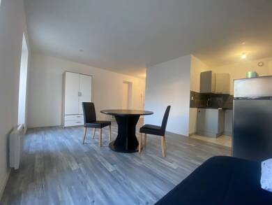 Appartement à louer 470 € 1 pièce 30 m² Étage 2/3 Montélimar 26200