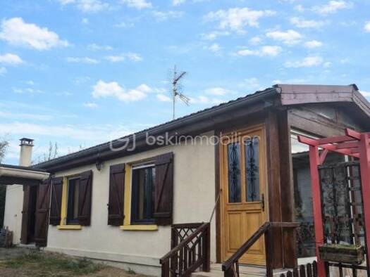 Chalet à vendre 166 000 € 3 pièces 1 chambre 120 m² 527 m² de terrain Bazoches-lès-Bray 77118