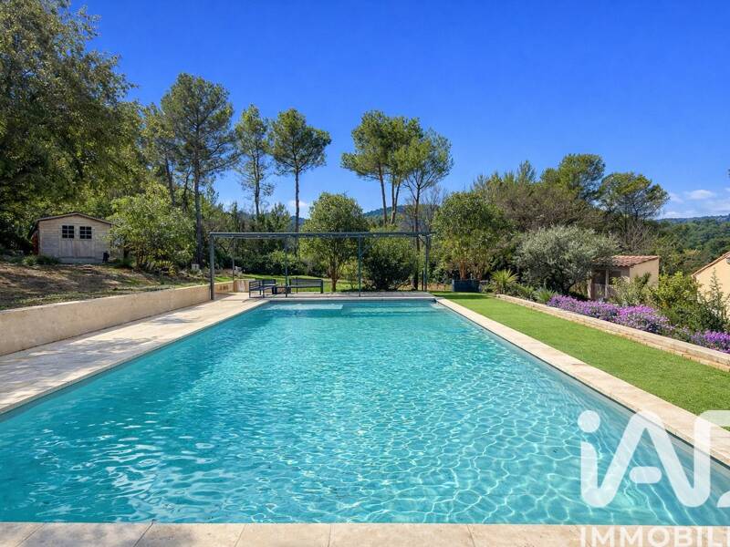 Maison à vendre, 272m², PEYROLLES EN PROVENCE