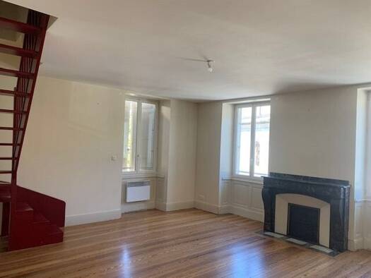 Duplex à louer 585 € 4 pièces 3 chambres 100 m² Les Hauts de Mazamet Mazamet 81200