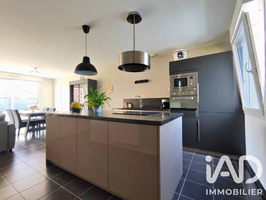 Maison à vendre 249 000 € 5 pièces 4 chambres 100 m² 420 m² de terrain Lieu-Saint-Amand 59111