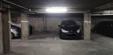 Garage/Stationnement à louer 100 € 10 m² Bièvres Sud Tolbiac Paris 13ème 75013