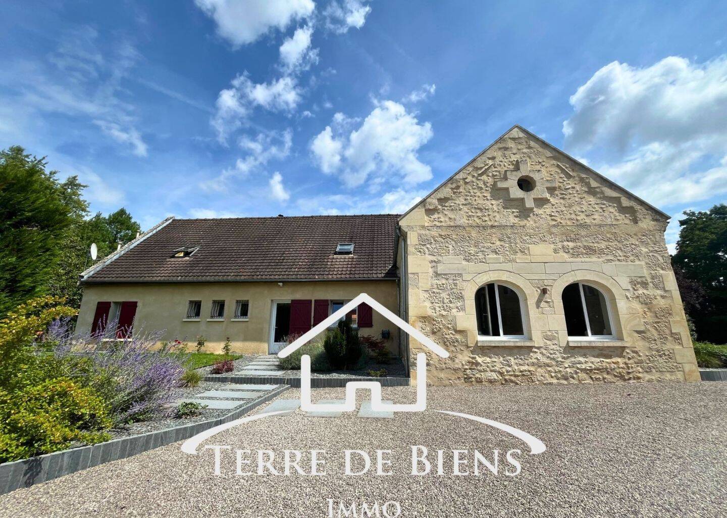 Maison à vendre, 279m², ROZIERES SUR CRISE
