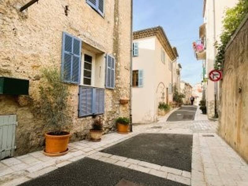 Maison à louer, 28m², VALBONNE