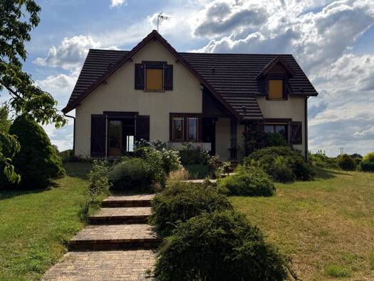 Maison à vendre 239 700 € 6 pièces 4 chambres 163 m² 3 393 m² de terrain Humbécourt 52290