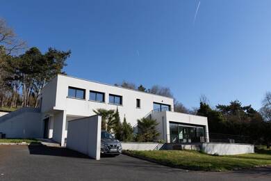 Maison à vendre 849 000 € 8 pièces 5 chambres 238 m² 4 450 m² de terrain Brueil-en-Vexin 78440