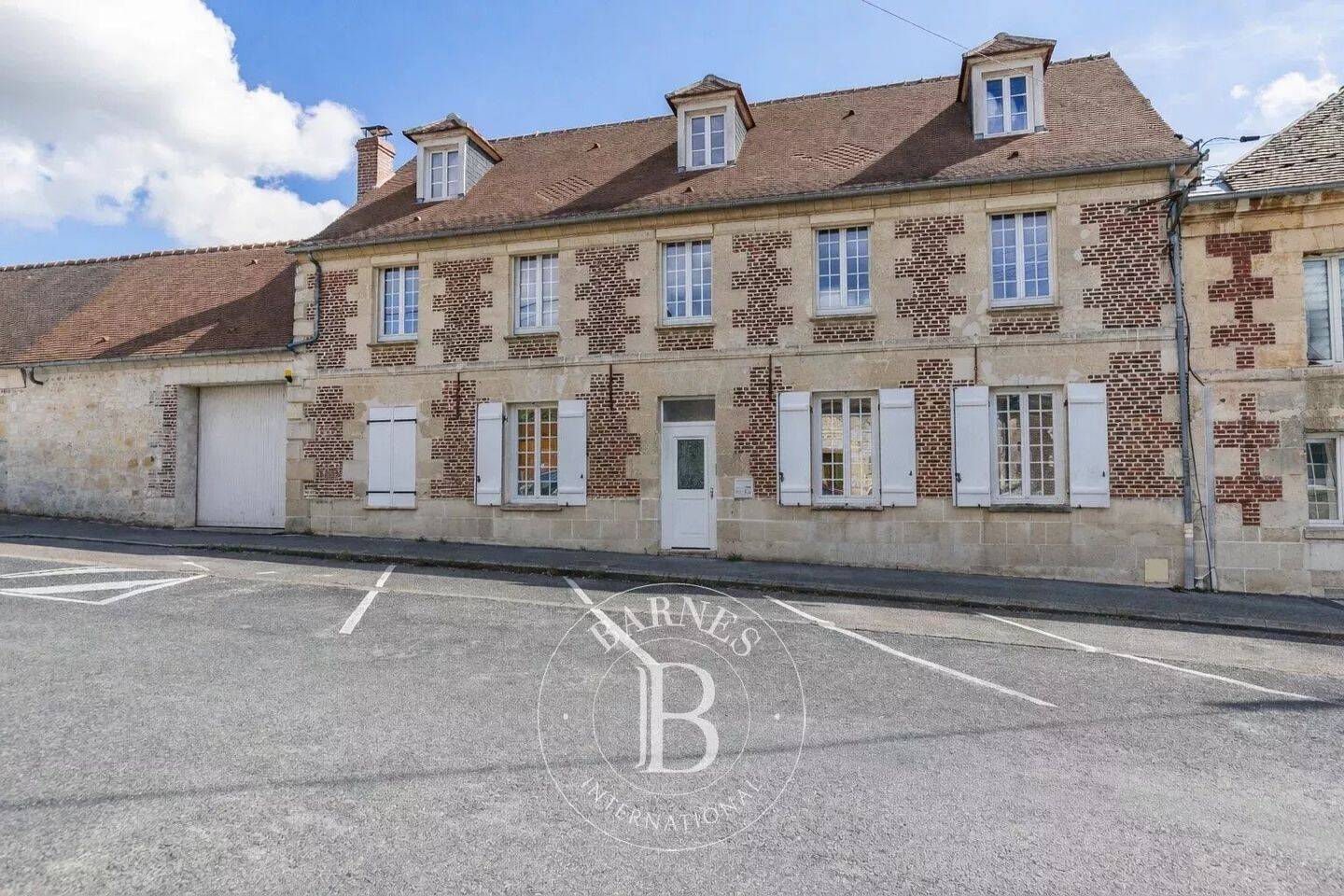 Maison à vendre, 225m², MONCHY HUMIERES