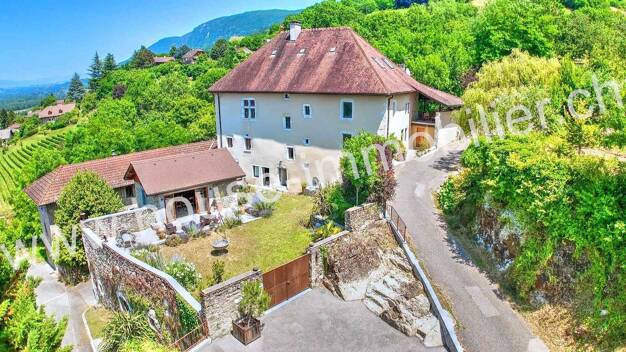 Maison à vendre 1 280 000 € 10 pièces 4 chambres 378 m² 3 940 m² de terrain Aix les Bains 73100