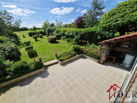 Maison à vendre 138 000 € 5 pièces 3 chambres 188 m² 1 400 m² de terrain Guyonvelle 52400