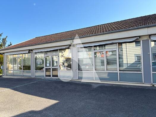 Local commercial à vendre 500 000 € 427 m² de surface de vente Saint-Georges-de-Reneins 69830