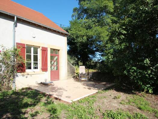 Appartement à louer 490 € 2 pièces 1 chambre 40 m² Montambert 58250