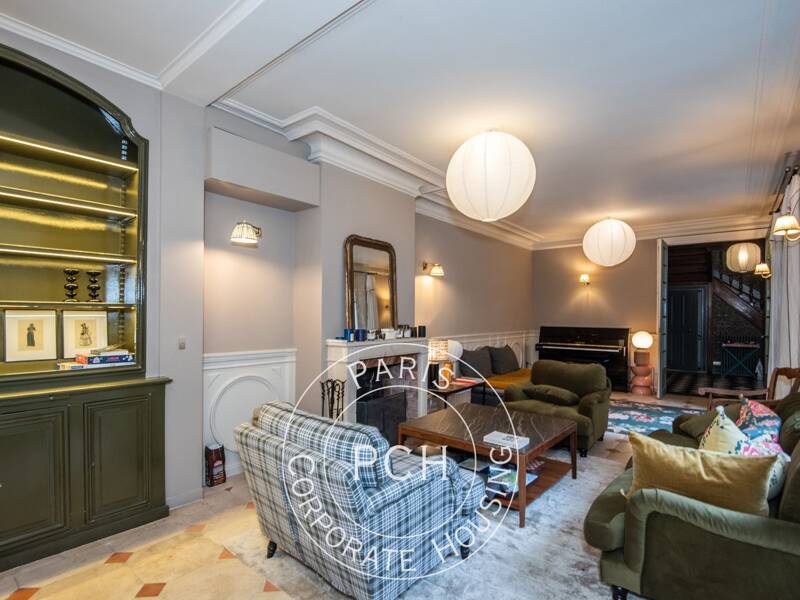 Maison à louer, 228m², PARIS 14E
