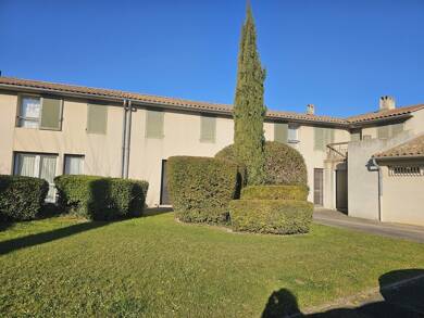 Local commercial à louer 600 € 33,1 m² de surface de vente Abbaye-La Motte Villeneuve-Lès-Avignon 30400
