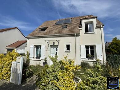 Maison à vendre 334 900 € 6 pièces 4 chambres 104 m² 430 m² de terrain Dammartin en Goele 77230