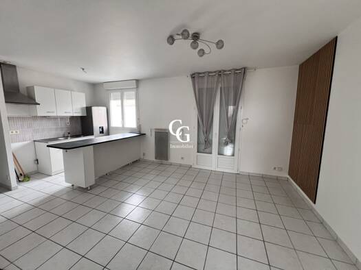 Appartement à louer 680 € 3 pièces 2 chambres 53,8 m² Étage 1/2 Sud de la route de Bouguenais La Montagne 44620