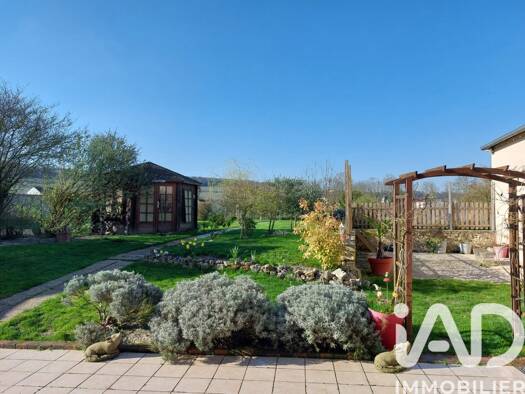 Maison de plain-pied à vendre 289 000 € 6 pièces 3 chambres 223 m² 948 m² de terrain Bergères-lès-Vertus 51130