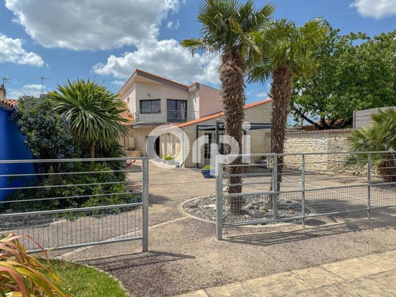 Maison à vendre, 223m², LA JARRIE