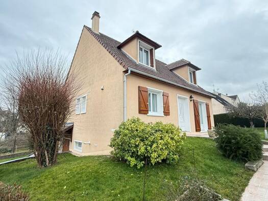 Maison à vendre 447 000 € 5 pièces 4 chambres 112,2 m² 861 m² de terrain D'Ombreval Domont 95330