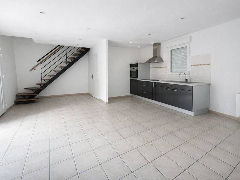 Maison à louer, 73m², SURY LE COMTAL