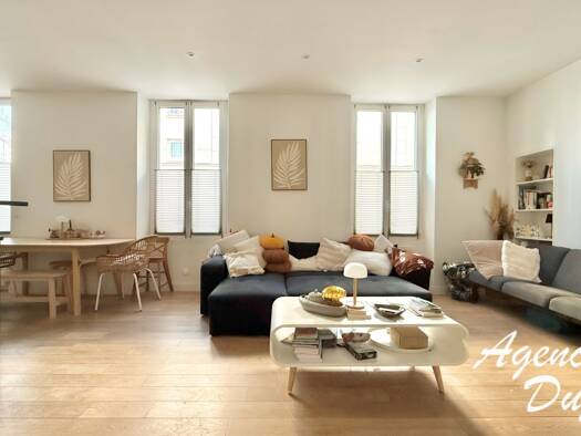 Appartement à vendre 799 000 € 4 pièces 2 chambres 78 m² RDC/4 Dupleix-Motte Picquet Paris 15ème arrondissement 75015