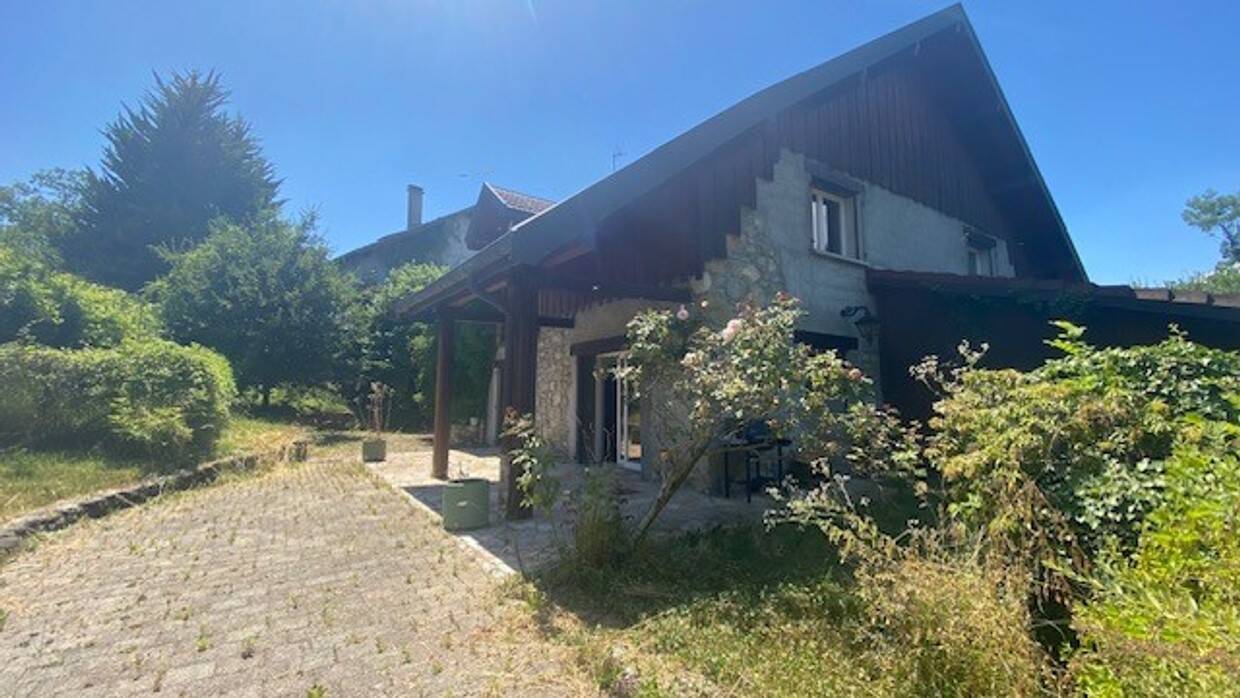 Maison à vendre, 239m², ALLONZIER LA CAILLE